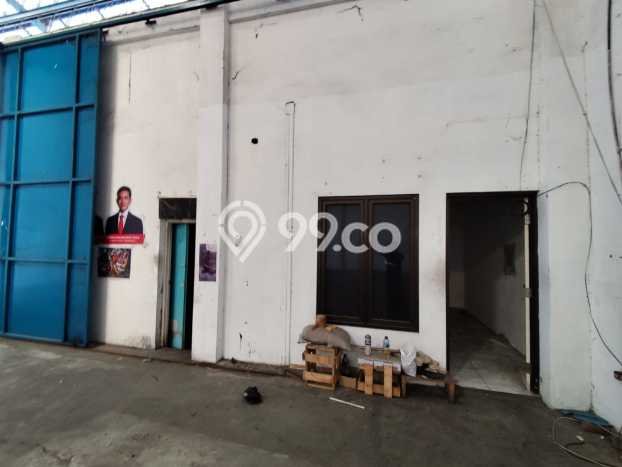 Unit Gudang Paling Strategis di Semarang Timur Semarang dengan LB 260m2 Unit Gudang Paling Strategis di Semarang Timur Semarang dengan LB 260m2