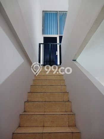 Ruko Disewa di Banyumanik, Semarang, LT 111m2 / LB 180m2 Ruko Disewa di Banyumanik, Semarang, LT 111m2 / LB 180m2