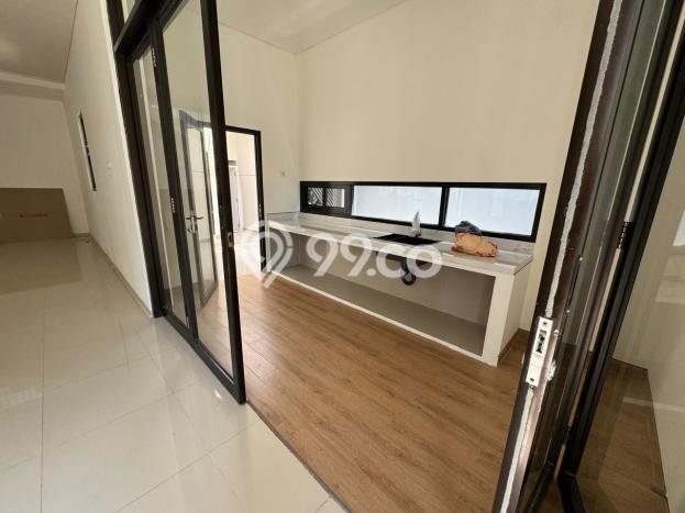 Disewakan! Rumah 3 Kamar Tidur &
3 Kamar Mandi di BSB City, Semarang Disewakan! Rumah 3 Kamar Tidur &
3 Kamar Mandi di BSB City, Semarang