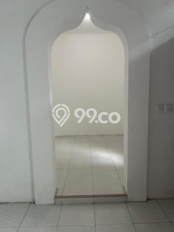 Lokasi terbaik! Rumah siap huni disewakan di Tembalang LB 230m2 Lokasi terbaik! Rumah siap huni disewakan di Tembalang LB 230m2