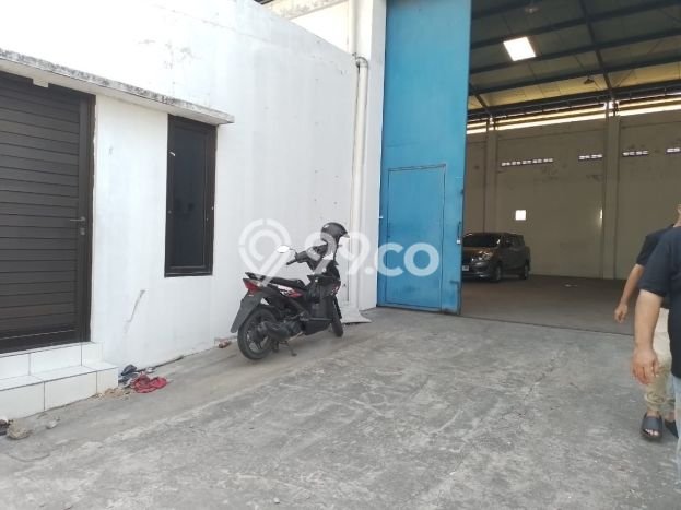 Unit Gudang Paling Strategis di Semarang Timur Semarang dengan LB 260m2 Unit Gudang Paling Strategis di Semarang Timur Semarang dengan LB 260m2