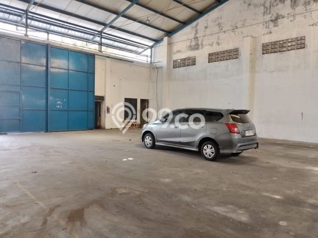 Unit Gudang Paling Strategis di Semarang Timur Semarang dengan LB 260m2 Unit Gudang Paling Strategis di Semarang Timur Semarang dengan LB 260m2