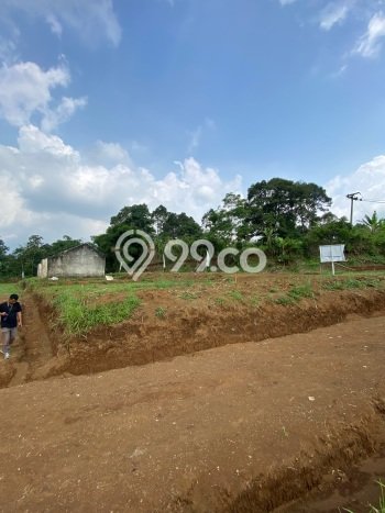 INVESTASI POTENSIAL! Vila Kawasan Parung Kuda, Luas 240m2m², Lokasi Prima INVESTASI POTENSIAL! Vila Kawasan Parung Kuda, Luas 240m2m², Lokasi Prima