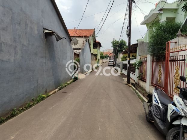 Rumah Eksklusif Dijual LT 331m2 di Ciracas, Jakarta Timur Rumah Eksklusif Dijual LT 331m2 di Ciracas, Jakarta Timur
