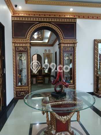 Rumah Luxury Modern Tanpa Renovasi di Ciracas Serang Rumah Luxury Modern Tanpa Renovasi di Ciracas Serang