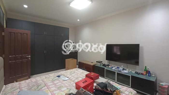 Jual Rumah Luas Elegan Dengan View Eksklusif di Graha, Surabaya Jual Rumah Luas Elegan Dengan View Eksklusif di Graha, Surabaya