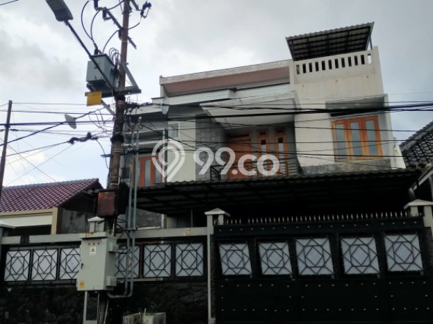Rumah Disewakan Surabaya LT 320m2 LB 260m2 Area Surabaya Kota Rumah Disewakan Surabaya LT 320m2 LB 260m2 Area Surabaya Kota