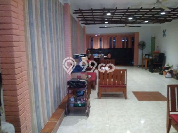 SIAP HUNI! Rumah Asri di Malang Kota, Luas 388m2m² Bangunan 400m2m² SIAP HUNI! Rumah Asri di Malang Kota, Luas 388m2m² Bangunan 400m2m²