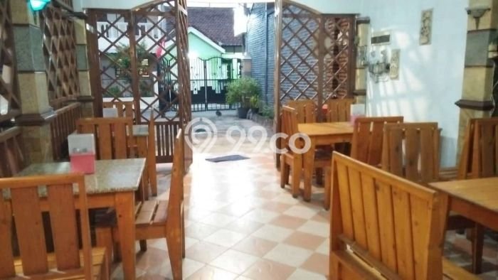 SIAP HUNI! Rumah Asri di Malang Kota, Luas 388m2m² Bangunan 400m2m² SIAP HUNI! Rumah Asri di Malang Kota, Luas 388m2m² Bangunan 400m2m²