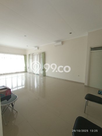 Rumah EXCLUSIVE! di Lowokwaru, Malang, LT 170m2m² LB 340m2m², HARGA SPESIAL Rumah EXCLUSIVE! di Lowokwaru, Malang, LT 170m2m² LB 340m2m², HARGA SPESIAL