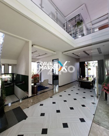 Rumah Luxury Modern Tanpa Renovasi di Soekarno Hatta Malang Rumah Luxury Modern Tanpa Renovasi di Soekarno Hatta Malang