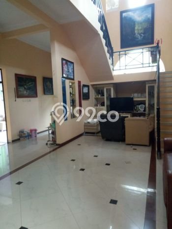 Disewakan! Rumah 4 Kamar Tidur &
3 Kamar Mandi di Villa Puncak Tidar, Malang Disewakan! Rumah 4 Kamar Tidur &
3 Kamar Mandi di Villa Puncak Tidar, Malang