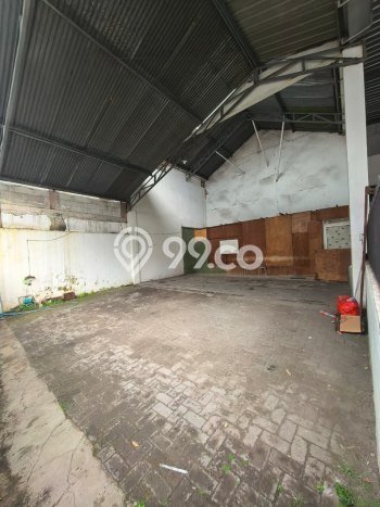 Unit Gudang Dijual di Blimbing Malang Luas Tanah 430m2, Luas Bangunan 300m2 Unit Gudang Dijual di Blimbing Malang Luas Tanah 430m2, Luas Bangunan 300m2
