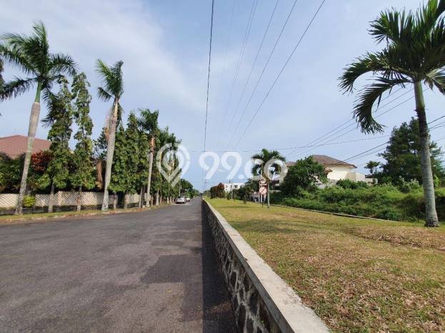 Kavling Tanah untuk Dijual di Malang Kota, Malang, Luas 1000m2 Kavling Tanah untuk Dijual di Malang Kota, Malang, Luas 1000m2