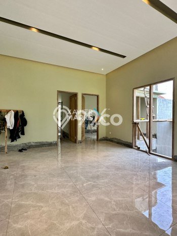 For Sale! Luxury House LT 240m2 Desain Elegan di Araya For Sale! Luxury House LT 240m2 Desain Elegan di Araya