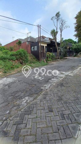 Tanah Dijual Lokasi Strategis di Malang dengan Luas 450m2 Tanah Dijual Lokasi Strategis di Malang dengan Luas 450m2