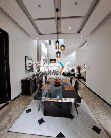 Rumah Luxury Modern Tanpa Renovasi di Soekarno Hatta Malang Rumah Luxury Modern Tanpa Renovasi di Soekarno Hatta Malang