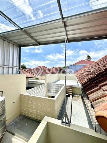 Rumah Kontrakan Malang LT 240m2 LB 171m2 Area Araya Rumah Kontrakan Malang LT 240m2 LB 171m2 Area Araya