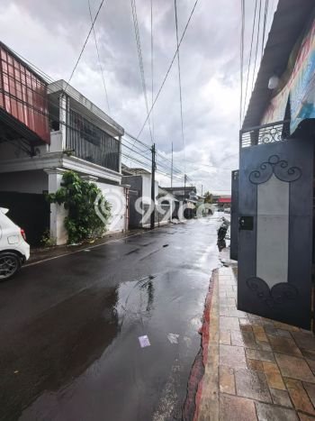Unit Gudang Dijual di Blimbing Malang Luas Tanah 430m2, Luas Bangunan 300m2 Unit Gudang Dijual di Blimbing Malang Luas Tanah 430m2, Luas Bangunan 300m2
