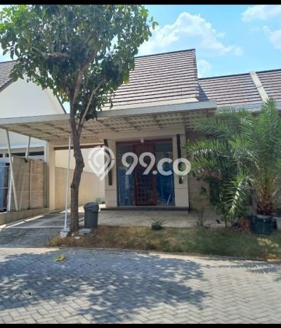 Rumah Terawat LT 200m2m² / LB 125m2m² di Lokasi Premium Tembalang, Semarang Rumah Terawat LT 200m2m² / LB 125m2m² di Lokasi Premium Tembalang, Semarang