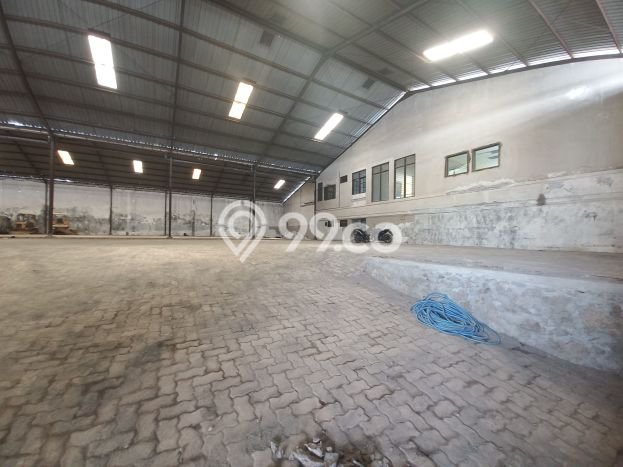 Unit Gudang Dijual di Semarang LT 3360m2 & LB 2000m2 Unit Gudang Dijual di Semarang LT 3360m2 & LB 2000m2