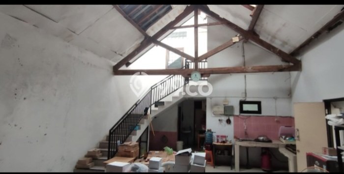 Komersial Dijual Lokasi Emas di Purwodinatan Luas 171m2 Komersial Dijual Lokasi Emas di Purwodinatan Luas 171m2