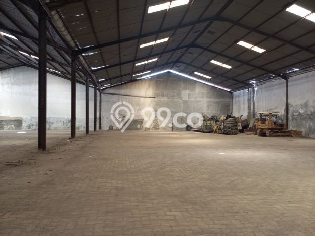 Unit Gudang Dijual di Semarang LT 3360m2 & LB 2000m2 Unit Gudang Dijual di Semarang LT 3360m2 & LB 2000m2