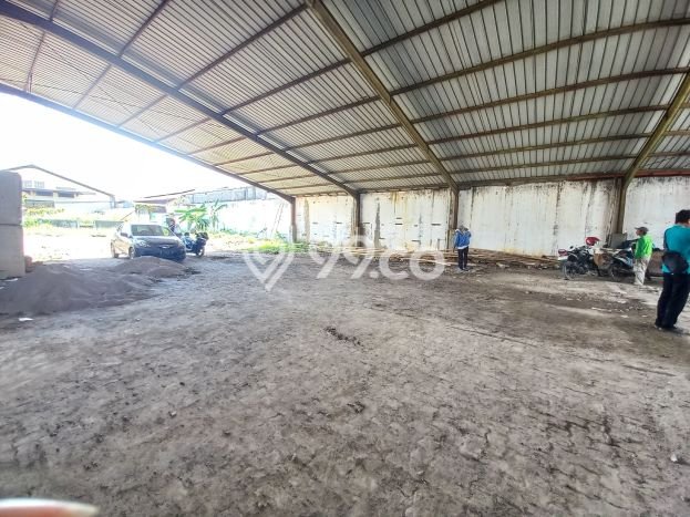 Unit Gudang Dijual di Semarang LT 3360m2 & LB 2000m2 Unit Gudang Dijual di Semarang LT 3360m2 & LB 2000m2