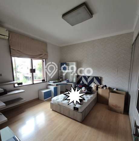 Rumah Elit LB 550m2 Siap Huni Desain Elegan di Babatan, Surabaya Rumah Elit LB 550m2 Siap Huni Desain Elegan di Babatan, Surabaya