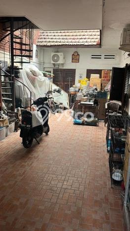 Rumah Eksklusif Dijual LT 476m2 di Wonokromo, Surabaya Rumah Eksklusif Dijual LT 476m2 di Wonokromo, Surabaya