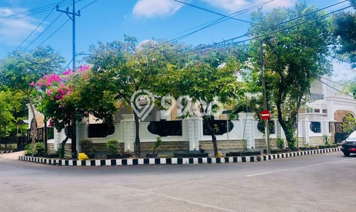 Hot Offer Hunian Mewah Ideal dan Luas di Tegalsari, Surabaya Hot Offer Hunian Mewah Ideal dan Luas di Tegalsari, Surabaya