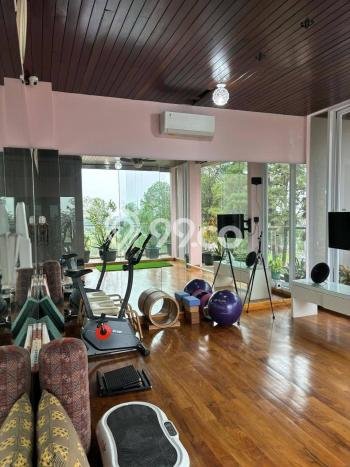 Rumah Elit LB 560m2 Siap Pakai Desain Elegan di Gading Serpong, Tangerang Rumah Elit LB 560m2 Siap Pakai Desain Elegan di Gading Serpong, Tangerang