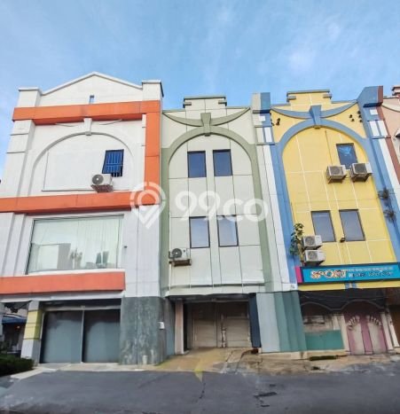 Untuk Dijual! Ruko di Nagoya Batam LT 75m2 / LB 180m2 Kawasan Strategis Untuk Dijual! Ruko di Nagoya Batam LT 75m2 / LB 180m2 Kawasan Strategis