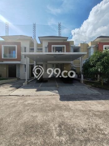 KESEMPATAN TERBAIK! Rumah Asri area Batam Centre, LT 200m² LB 300m² KESEMPATAN TERBAIK! Rumah Asri area Batam Centre, LT 200m² LB 300m²