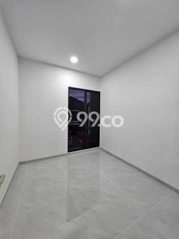 Dijual Murah Rumah dengan 4 Kamar Tidur dan 4 Kamar Mandi di Area Batam Centre, Batam Dijual Murah Rumah dengan 4 Kamar Tidur dan 4 Kamar Mandi di Area Batam Centre, Batam