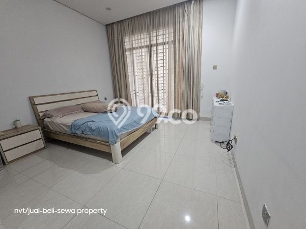 Ready to Use! Premium House LT 176m2 Desain Modern di Batam Centre Ready to Use! Premium House LT 176m2 Desain Modern di Batam Centre