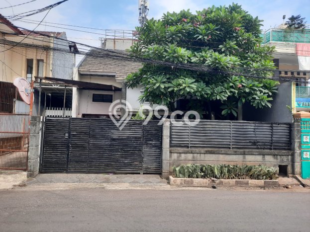 Rumah Modern Minimalis 4 KT Bisa Langsung Pindah di Pasar Minggu Rumah Modern Minimalis 4 KT Bisa Langsung Pindah di Pasar Minggu