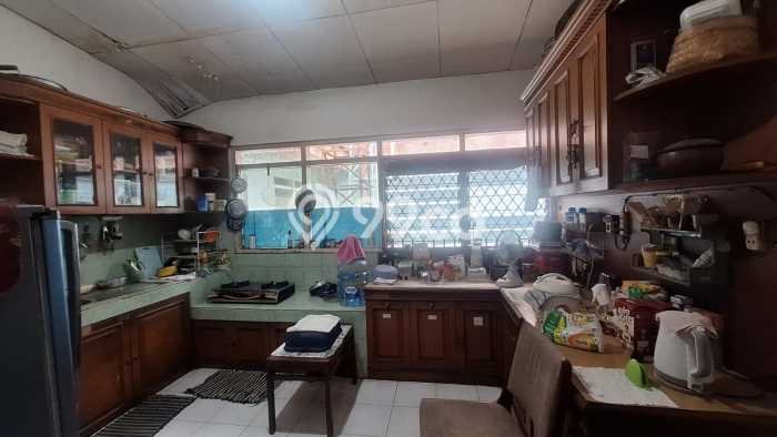 Siap Huni Rumah Mewah 4 Kamar di Kebayoran Baru Dekat ke Mana Saja Siap Huni Rumah Mewah 4 Kamar di Kebayoran Baru Dekat ke Mana Saja