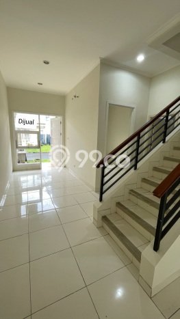 Dijual Rumah Luas Megah Dengan View Cantik di Gading Serpong, Tangerang Dijual Rumah Luas Megah Dengan View Cantik di Gading Serpong, Tangerang