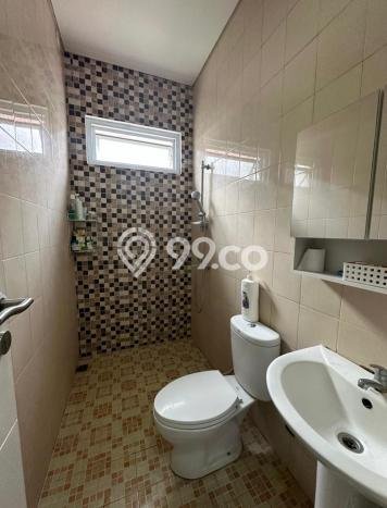 Rumah kawasan Panjer, Akses ke Pusat Kota, 2 KT, LT 100m² LB 140m² Rumah kawasan Panjer, Akses ke Pusat Kota, 2 KT, LT 100m² LB 140m²