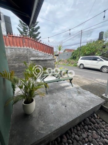 Disewakan! Rumah 3 Kamar Tidur &
1 Kamar Mandi di Panjer, Denpasar Disewakan! Rumah 3 Kamar Tidur &
1 Kamar Mandi di Panjer, Denpasar