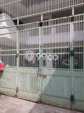 Siap Huni Hunian Elit 5 Kamar di Kebon Jeruk Dekat ke Mana Saja Siap Huni Hunian Elit 5 Kamar di Kebon Jeruk Dekat ke Mana Saja