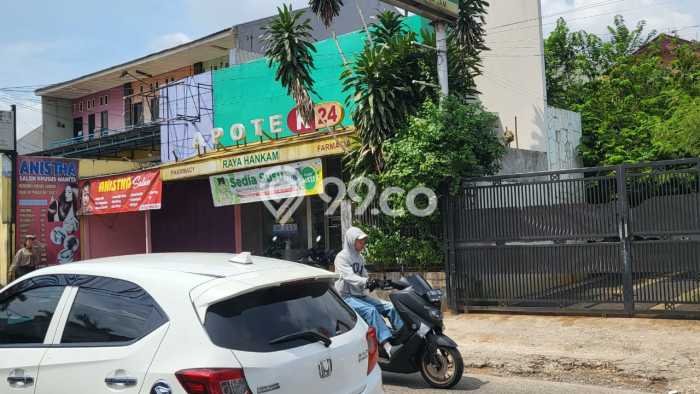 Rumah Elit LB 500m2 Siap Huni Desain Elegan di Pondok Gede, Bekasi Rumah Elit LB 500m2 Siap Huni Desain Elegan di Pondok Gede, Bekasi