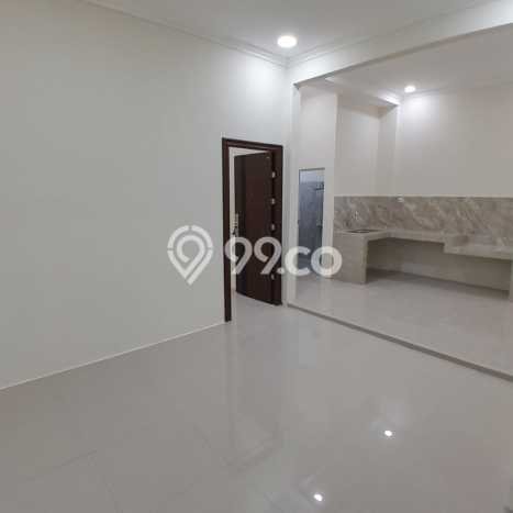 Rumah Modern Cantik 4 KT Bisa Langsung Pindah di Semarang Barat Rumah Modern Cantik 4 KT Bisa Langsung Pindah di Semarang Barat