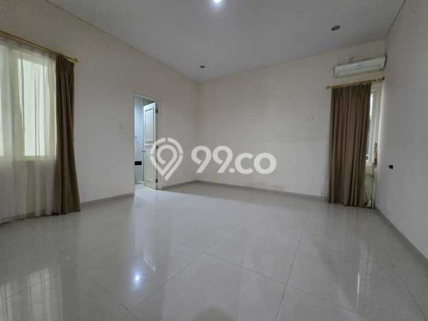 PREMIUM CHOICE! Rumah kawasan BSB City, 4 KT, Lingkungan Strategis, Luas 400m² Bangunan 300m² PREMIUM CHOICE! Rumah kawasan BSB City, 4 KT, Lingkungan Strategis, Luas 400m² Bangunan 300m²