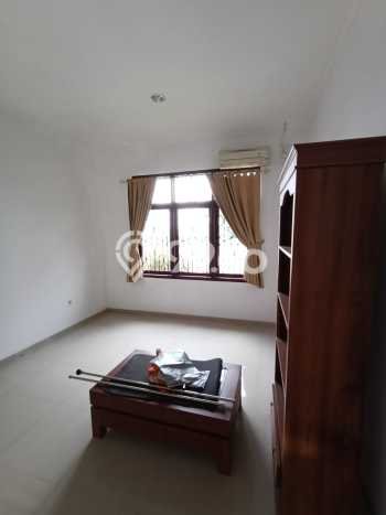 Lokasi terbaik! Rumah siap pakai disewakan di Kawi LB 300m2 Lokasi terbaik! Rumah siap pakai disewakan di Kawi LB 300m2