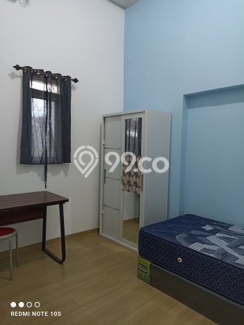 Kost Dijual di Puri Anjasmoro dengan 5 KT dan Luas 110m2 Kost Dijual di Puri Anjasmoro dengan 5 KT dan Luas 110m2