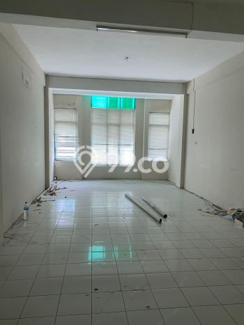 Ruko Dijual di Prime Area Semarang Luas 243m2 Ruko Dijual di Prime Area Semarang Luas 243m2
