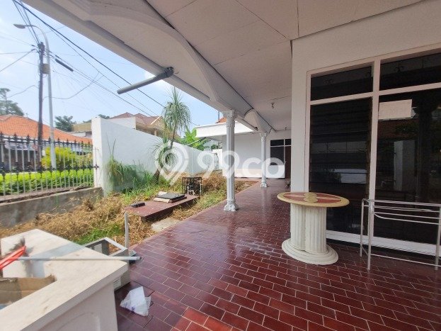 HARGA SPESIAL! Rumah Premium di Wonocolo, Surabaya, Luas 354m2m² LB 200m2m² Bisa Nego! HARGA SPESIAL! Rumah Premium di Wonocolo, Surabaya, Luas 354m2m² LB 200m2m² Bisa Nego!