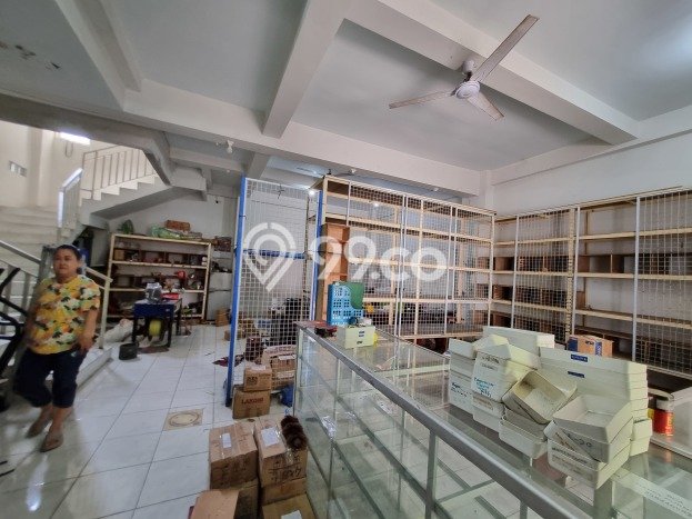 Untuk Dijual! Ruko di Pabean Cantikan Surabaya LT 80m2 / LB 320m2 Kawasan Strategis Untuk Dijual! Ruko di Pabean Cantikan Surabaya LT 80m2 / LB 320m2 Kawasan Strategis